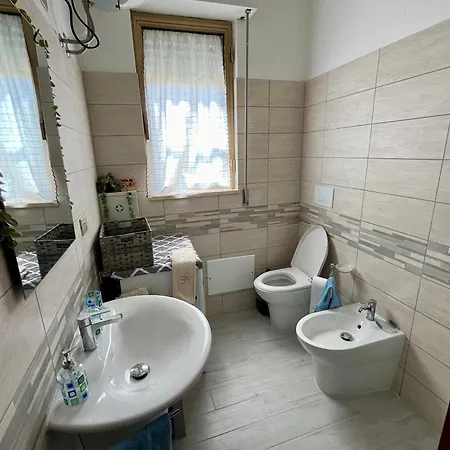 Apartament Casa Silvana By La Via Del Mare Viaggi E Vacanze